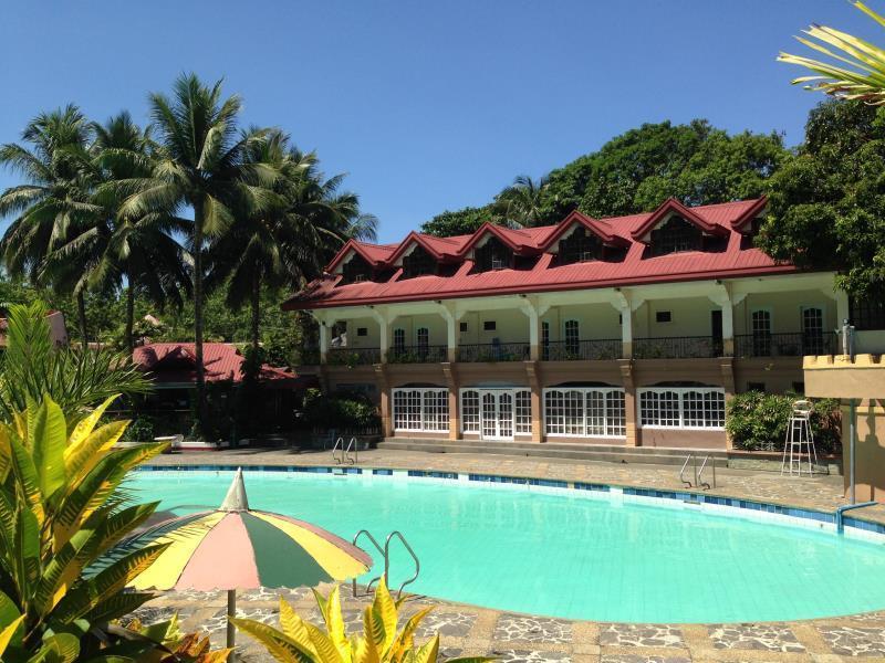 Anne Raquels Hillside Resort And Hotel Olongapo Exterior photo